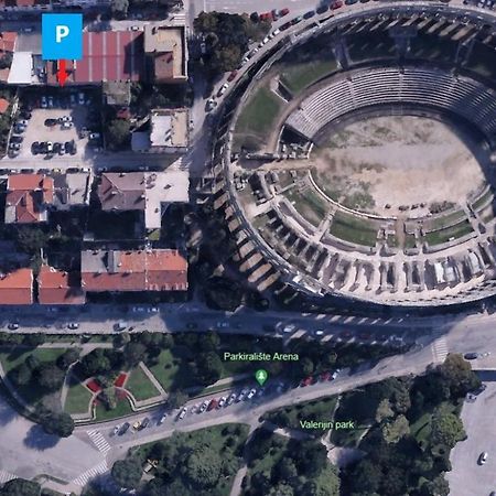 Amfiteatar Pula Apartamento Exterior foto