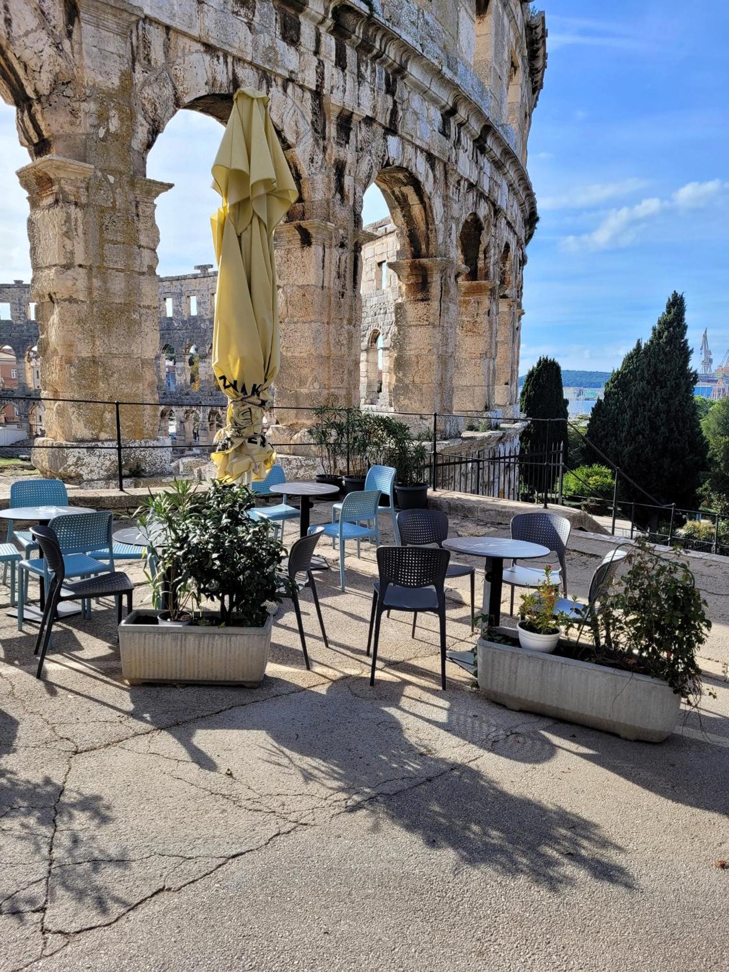 Amfiteatar Pula Apartamento Exterior foto